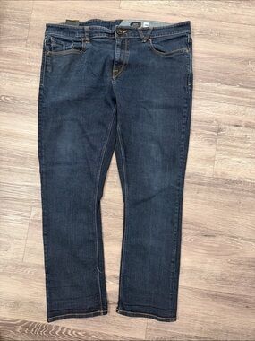 Volcom men’s jeans!